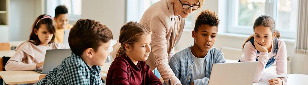 Waitlist Application Header Image | Little Wonders